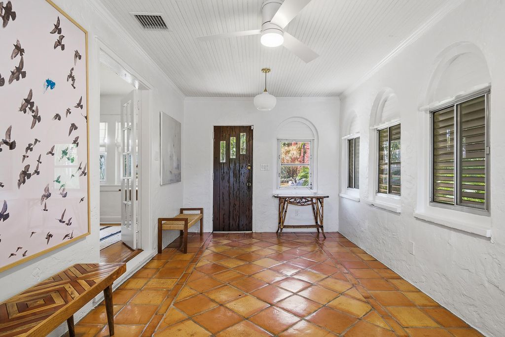 Photo of 810 Avon Road, West Palm Beach, FL 33401 (MLS # B26033375)