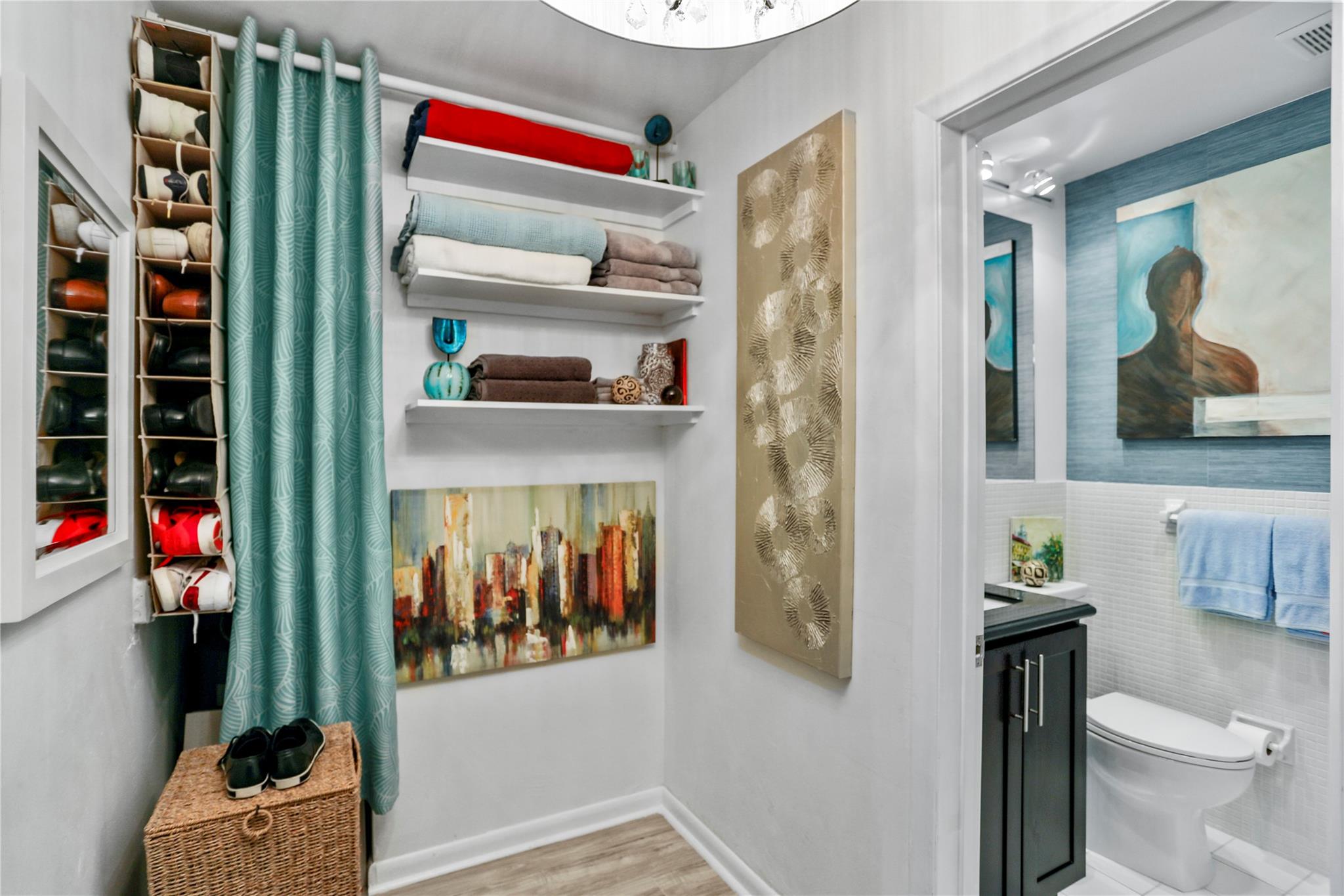 Georgian Court Apts North - Residential