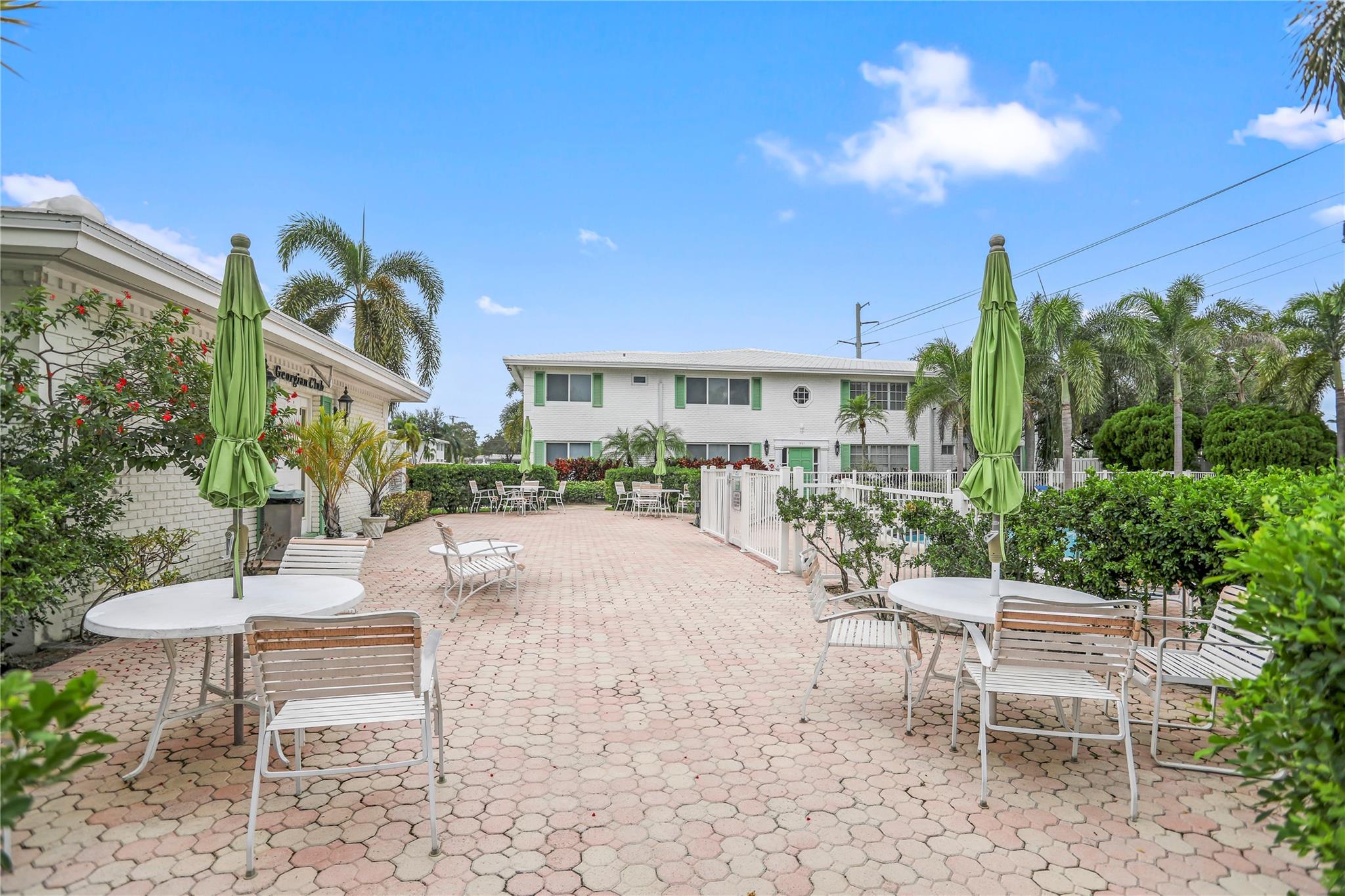 Georgian Court Apts North - Residential