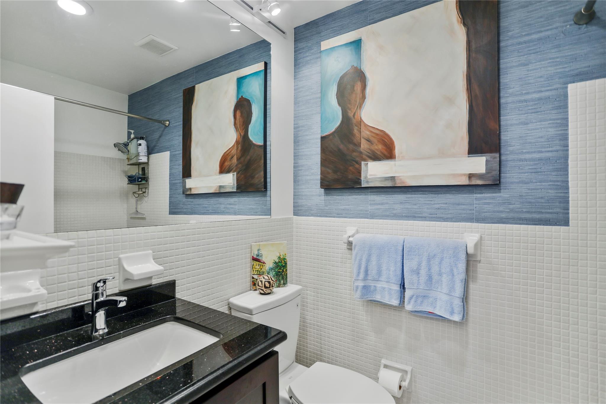 Georgian Court Apts North - Residential