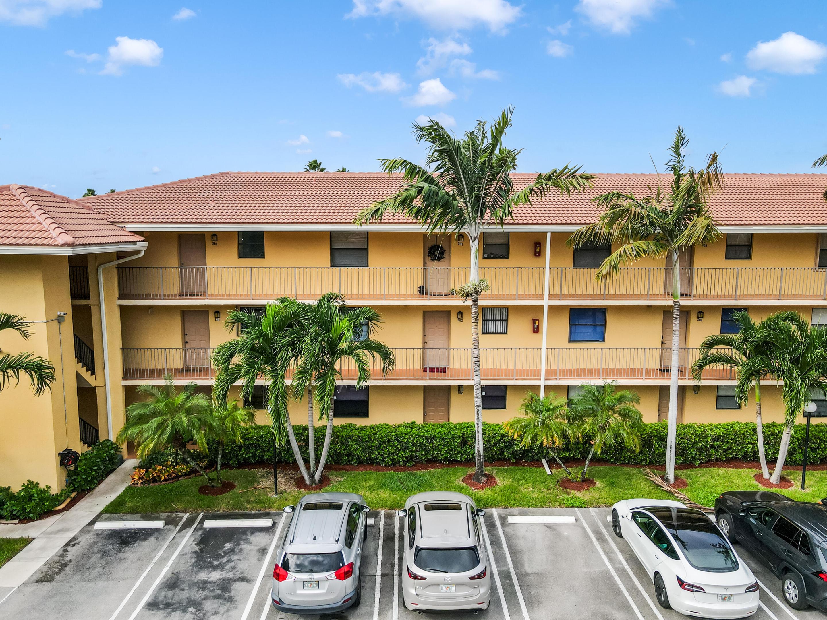 WATERS EDGE OF CORAL SPRINGS - Residential Lease