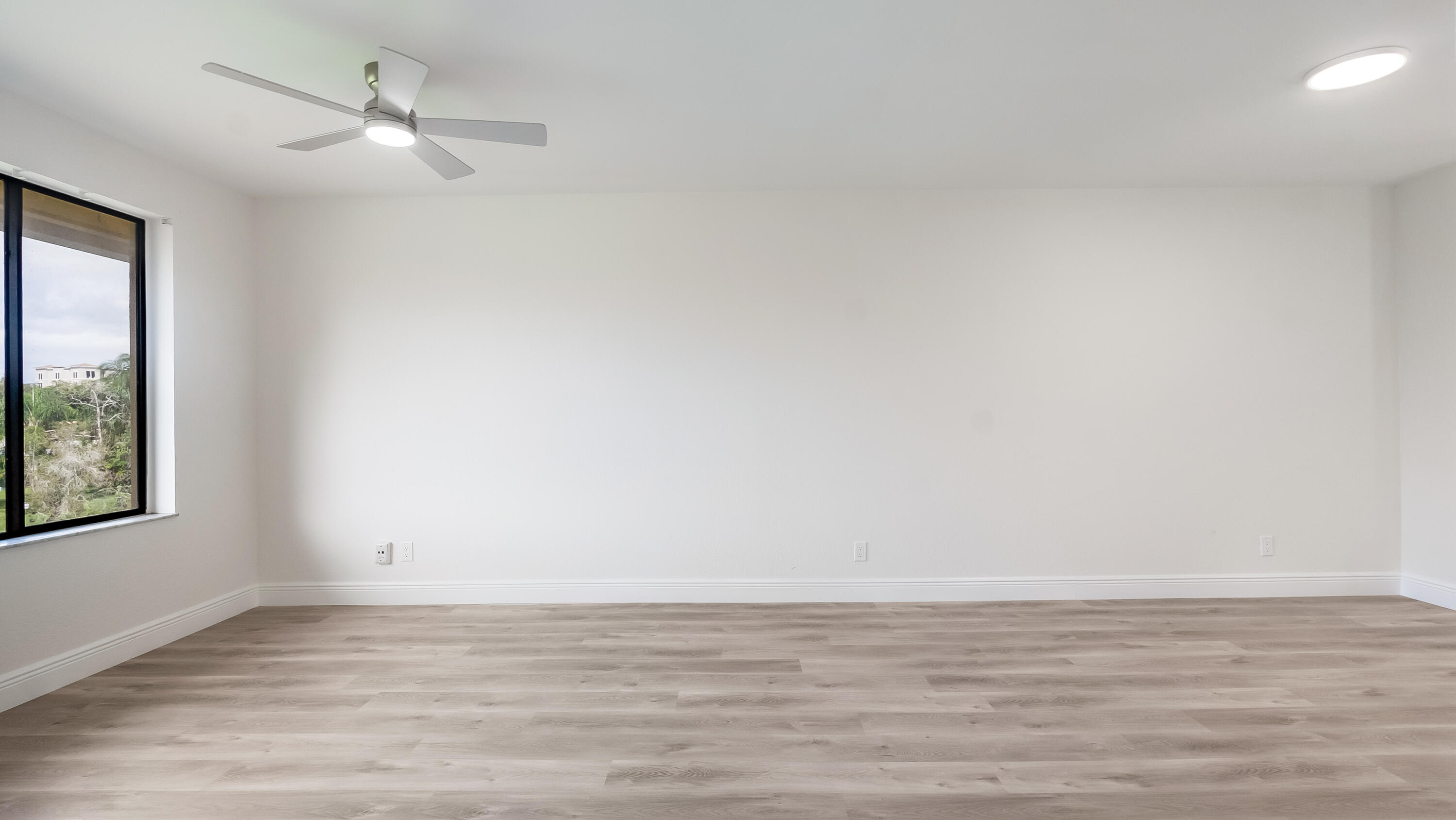 WATERS EDGE OF CORAL SPRINGS - Residential Lease