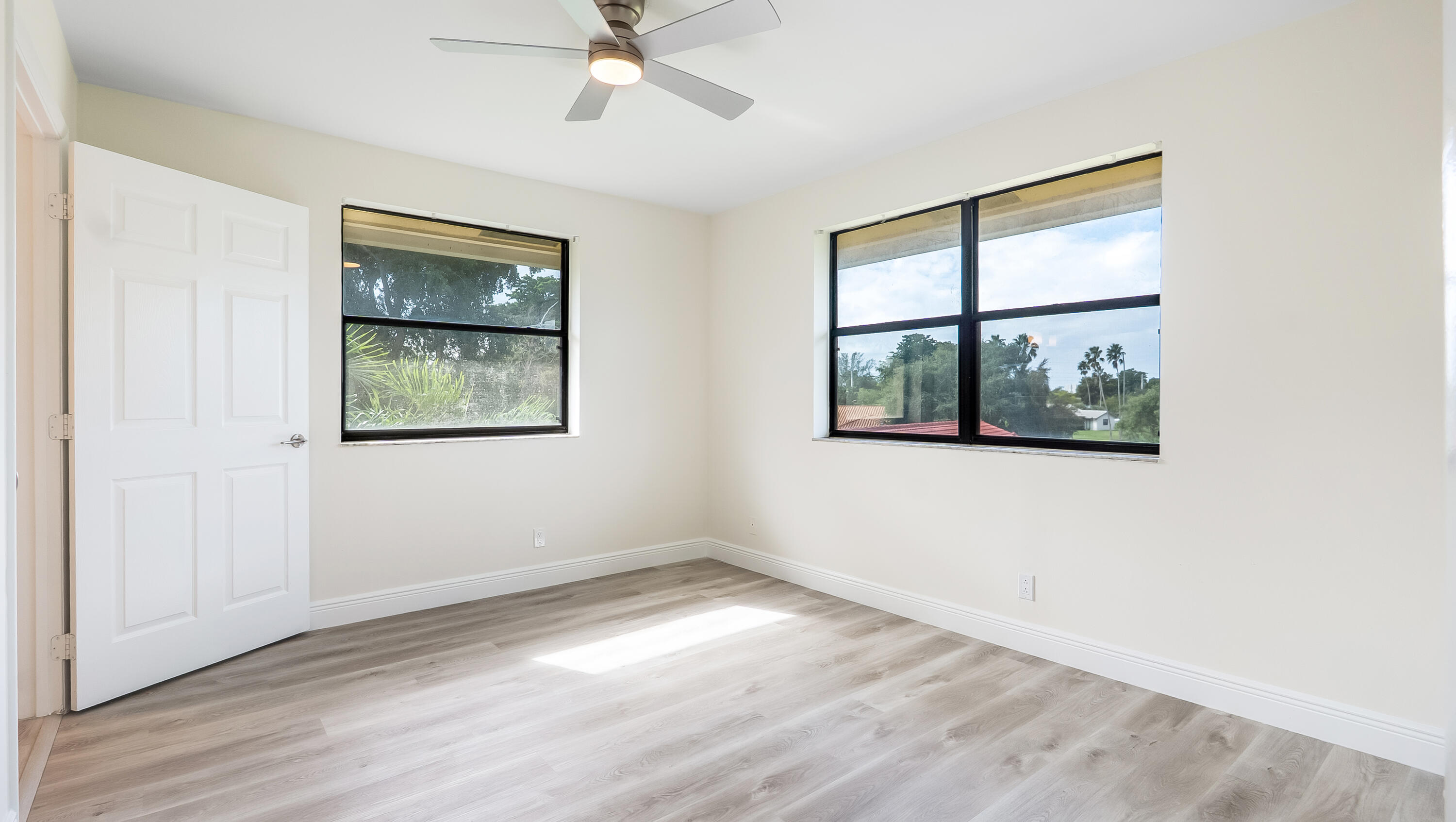 WATERS EDGE OF CORAL SPRINGS - Residential Lease