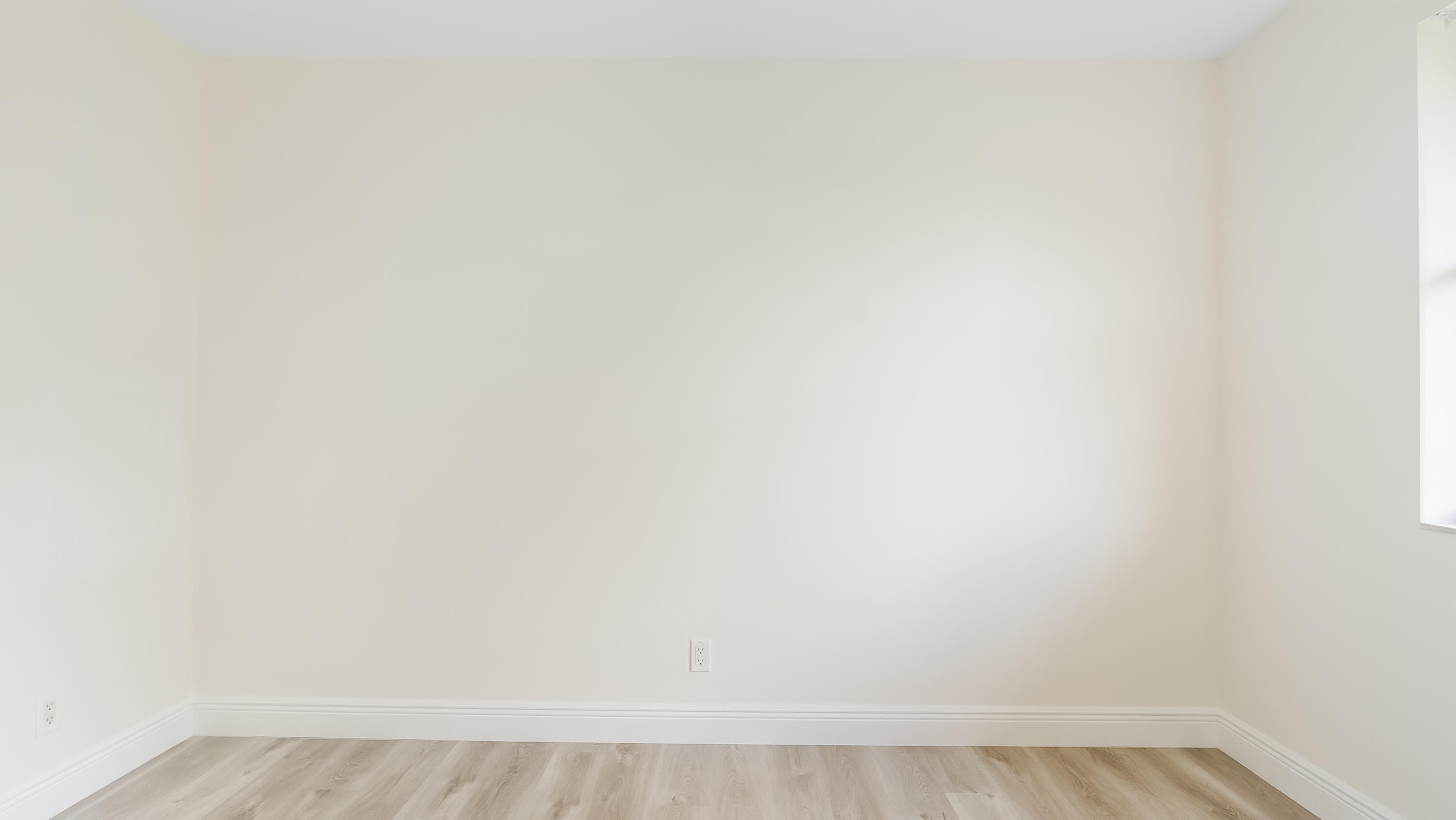 WATERS EDGE OF CORAL SPRINGS - Residential Lease