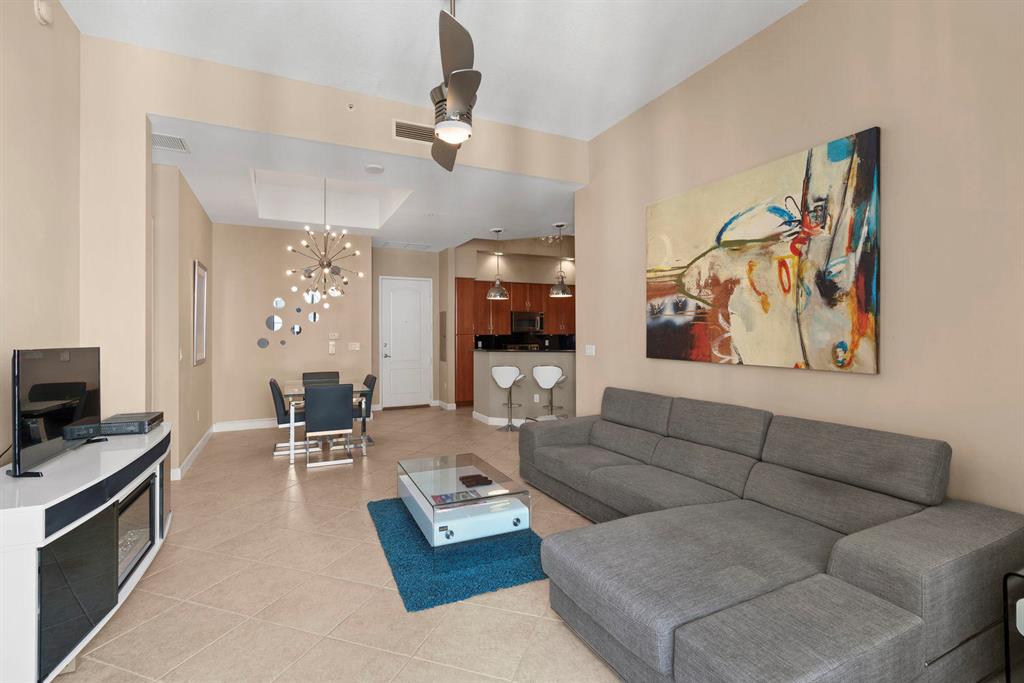 ONE CITY PLAZA CONDO - Residential