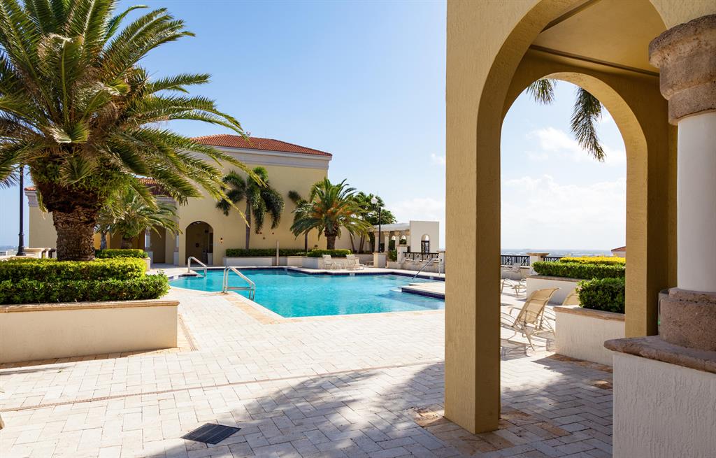 ONE CITY PLAZA CONDO - Residential