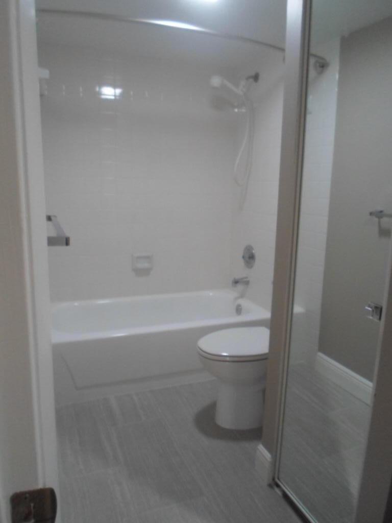 SUNSET TRACE AT MARTIN DO - Residential Lease