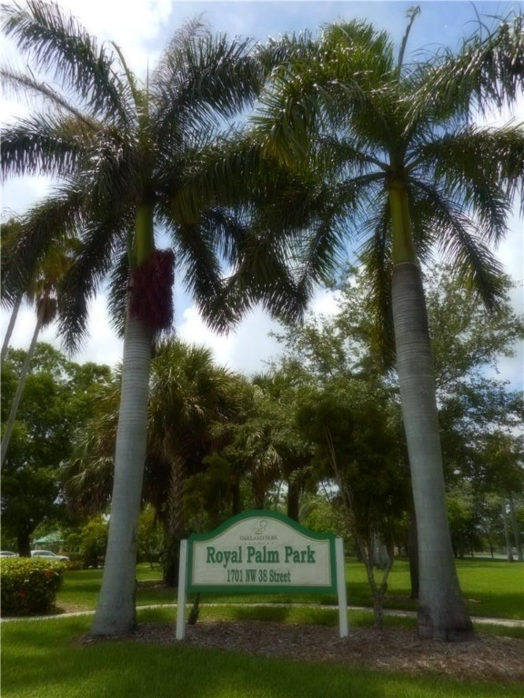 ROYAL PARK CONDOMINIUM - Residential