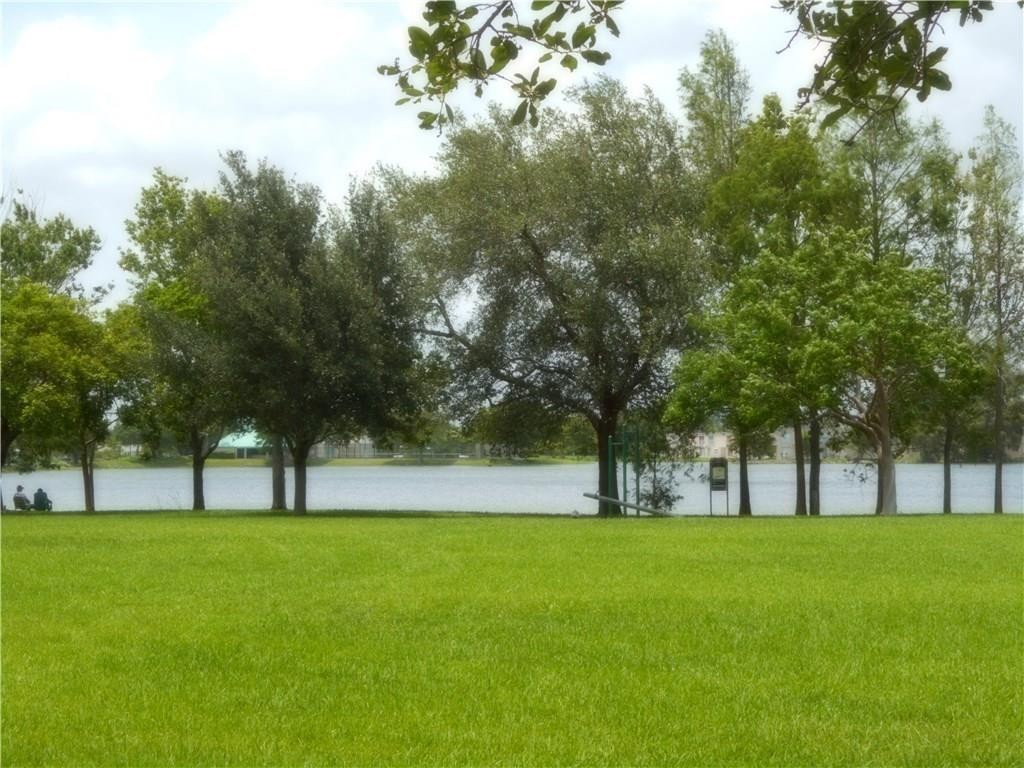 ROYAL PARK CONDOMINIUM - Residential