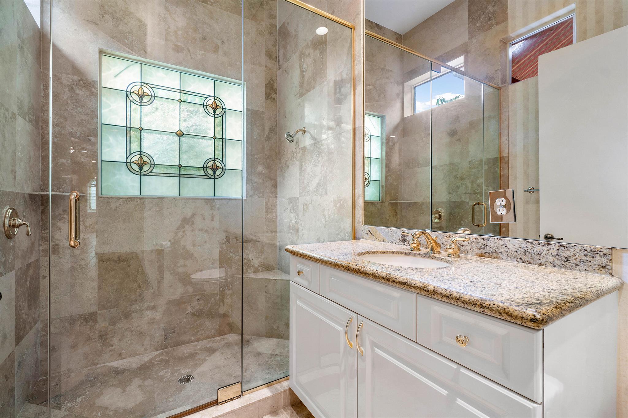 THE ESTATES / GARDENS IN - Residential