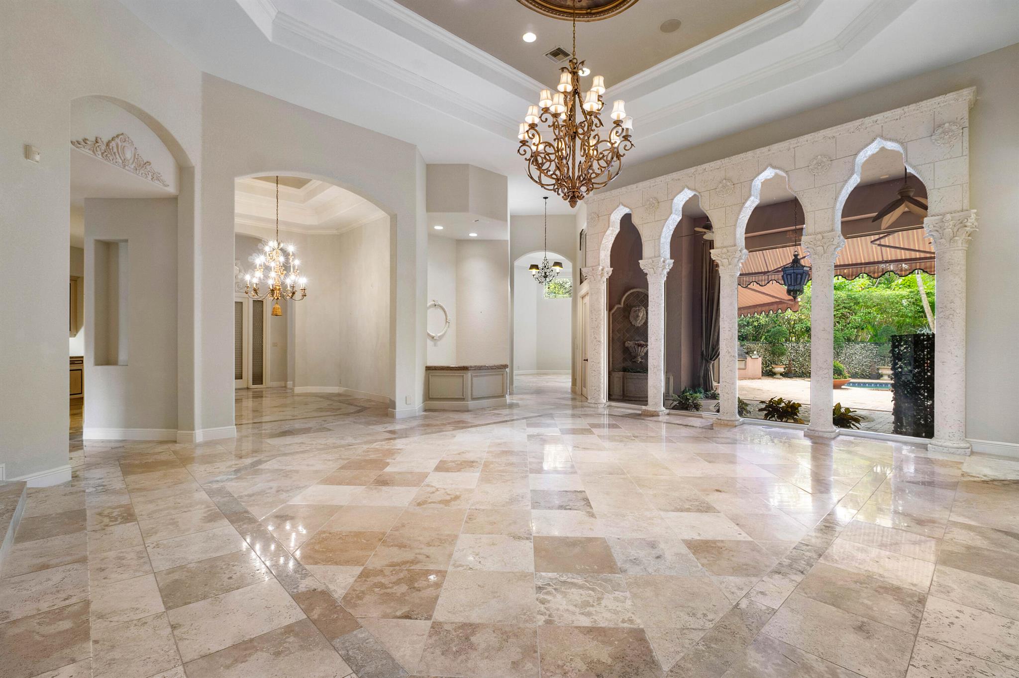 THE ESTATES / GARDENS IN - Residential