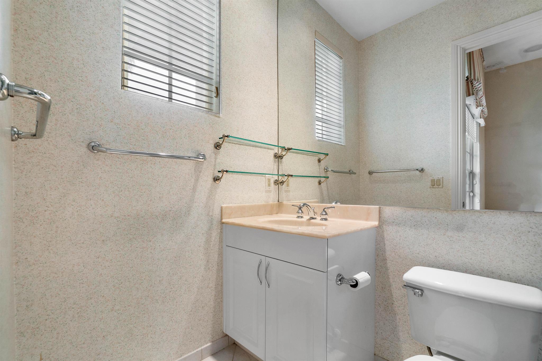 THE ESTATES / GARDENS IN - Residential