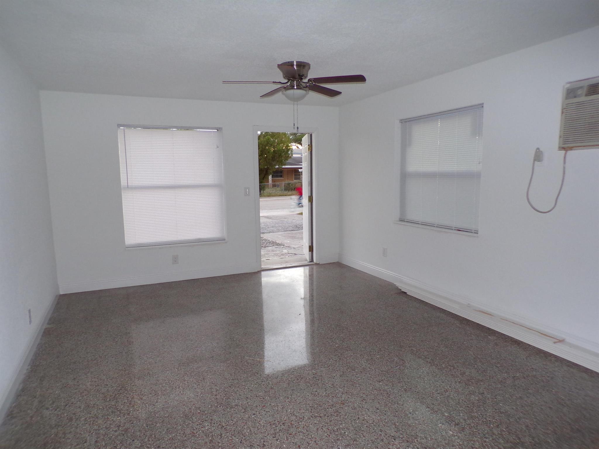 ACREHOME PARK FIRST ADD - Residential Lease