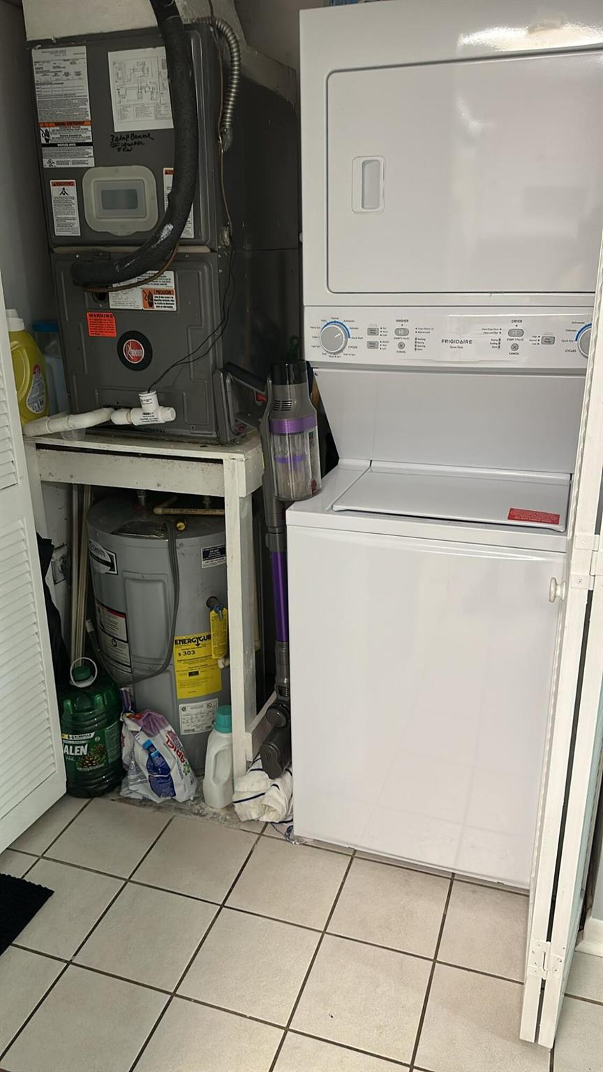 RAMBLEWOOD EAST CONDO - Residential