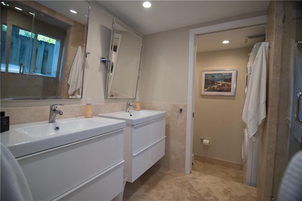 North Ridge 30-32 B - Residential