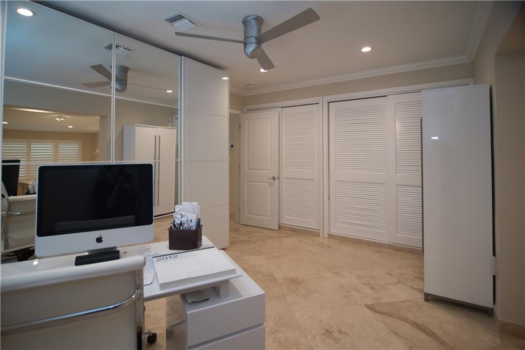 North Ridge 30-32 B - Residential