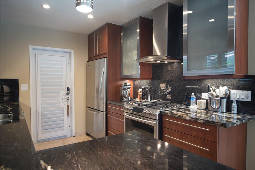 North Ridge 30-32 B - Residential