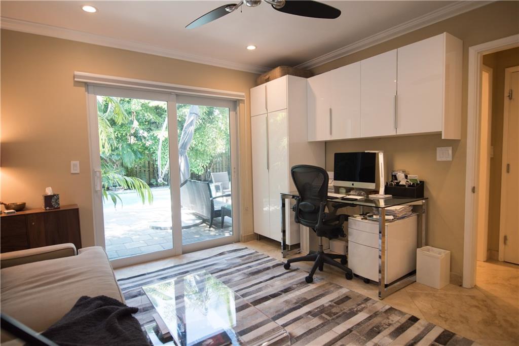 North Ridge 30-32 B - Residential