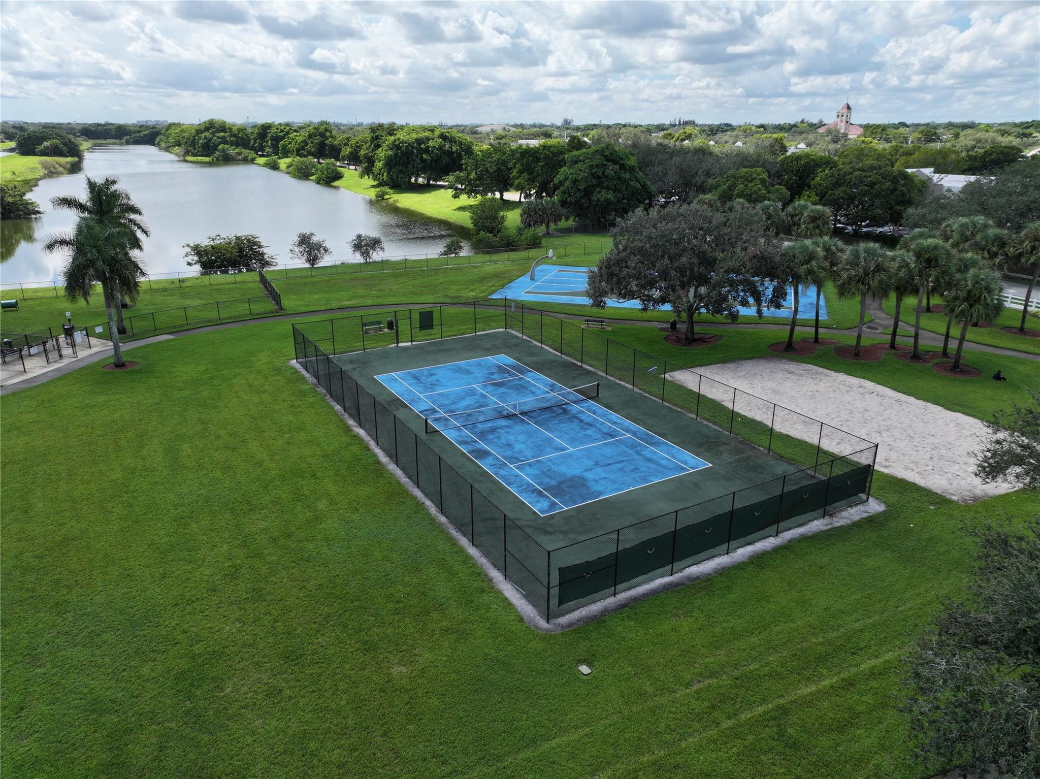 FLAMINGO GARDENS - Residential Lease