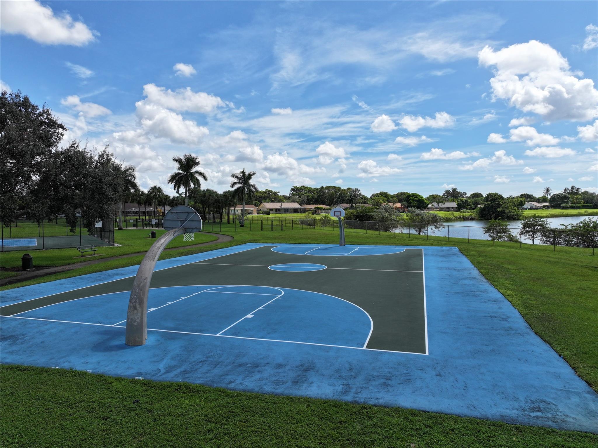 FLAMINGO GARDENS - Residential Lease