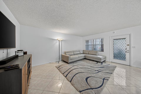 Tiny photo for 1904 BERMUDA Circle #D1, Coconut Creek, FL 33066 (MLS # B26080399)