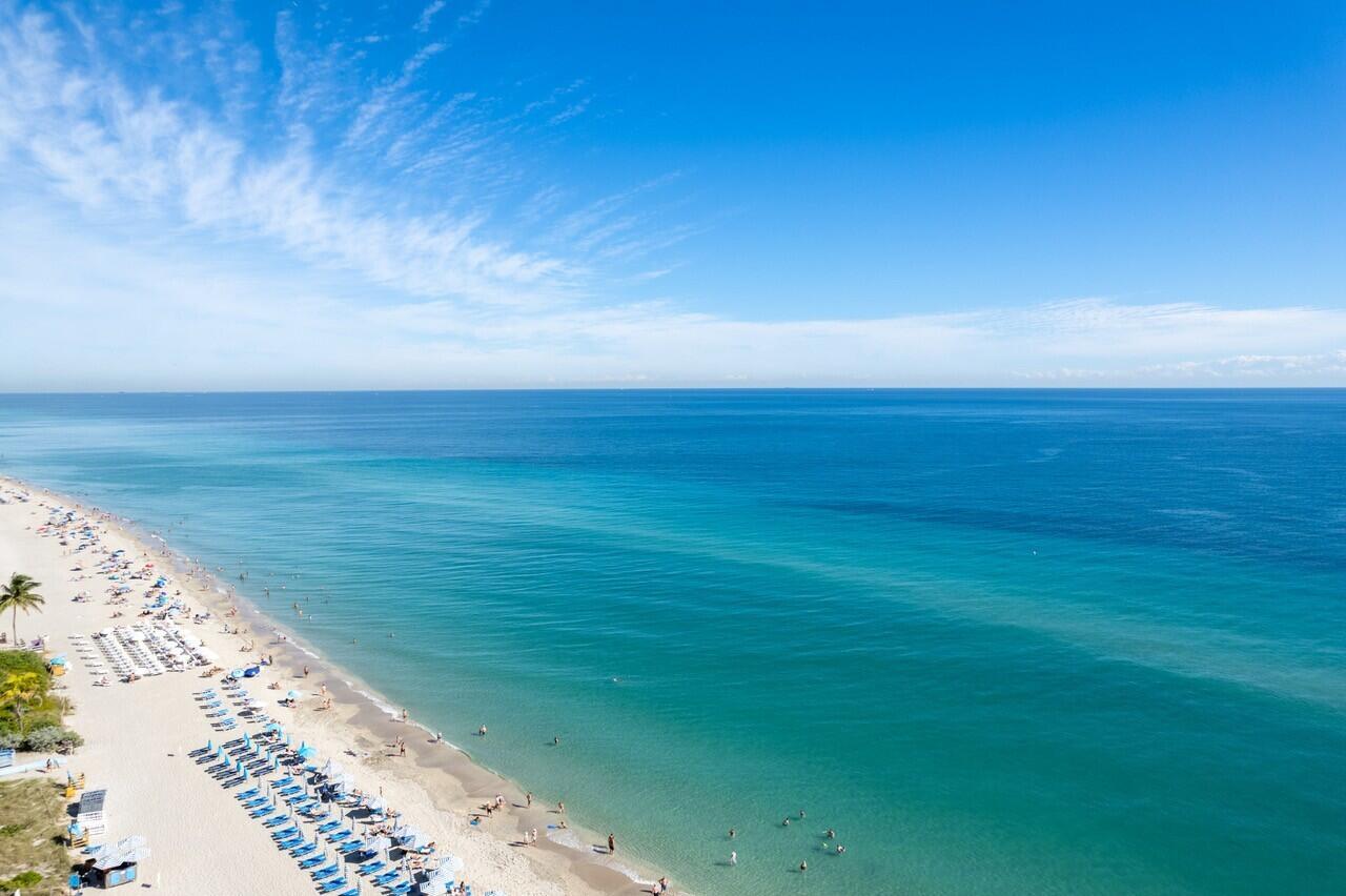 BEACHWALK CONDOMINIUM - Residential