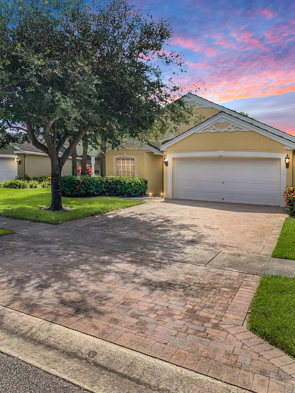Photo of 131 Lancaster Way, Royal Palm Beach, FL 33414 (MLS # R10994268)