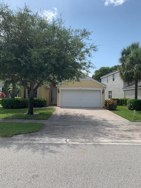 Photo of 131 Lancaster Way, Royal Palm Beach, FL 33414 (MLS # R10994268)