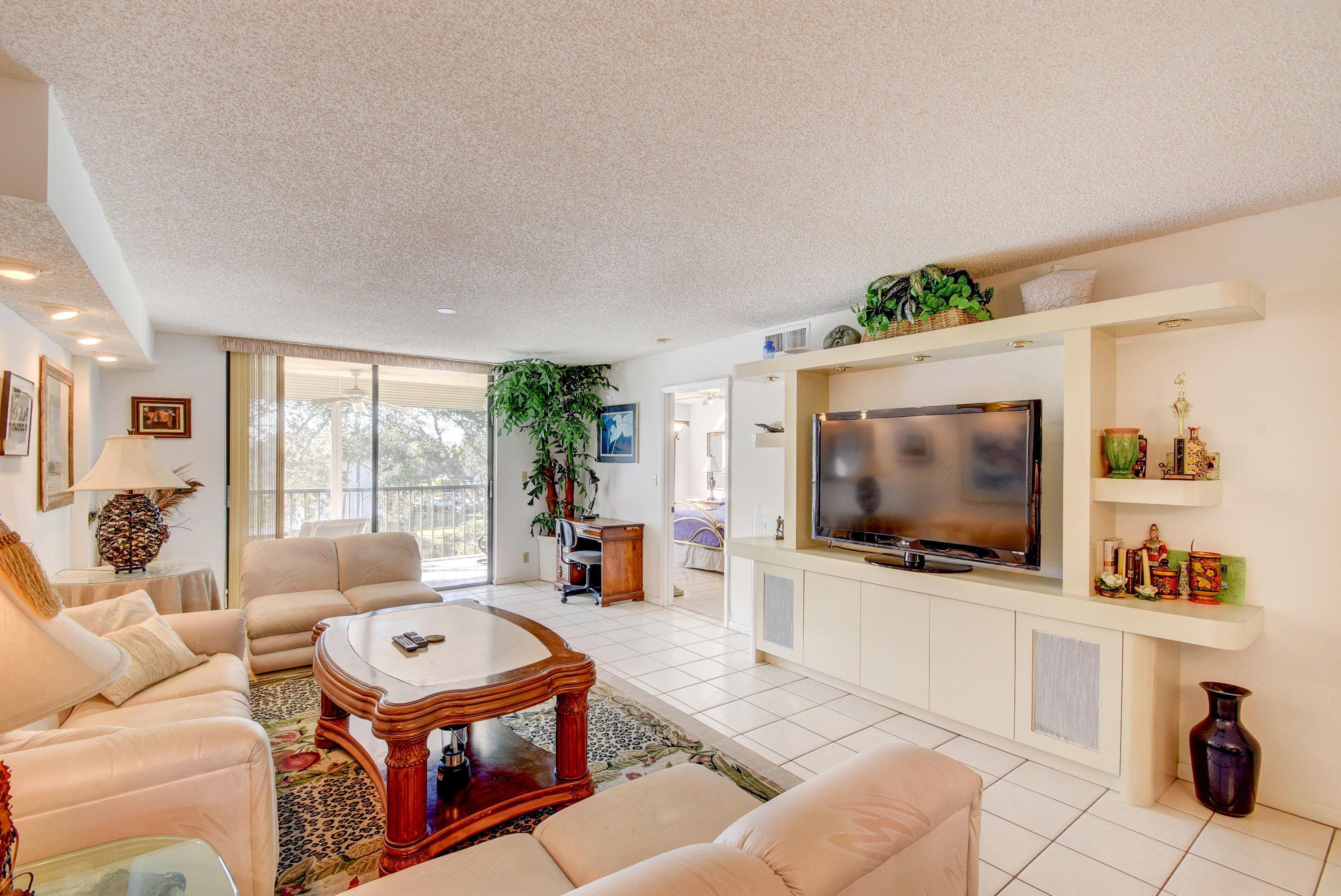 LAKES OF DELRY - Residential