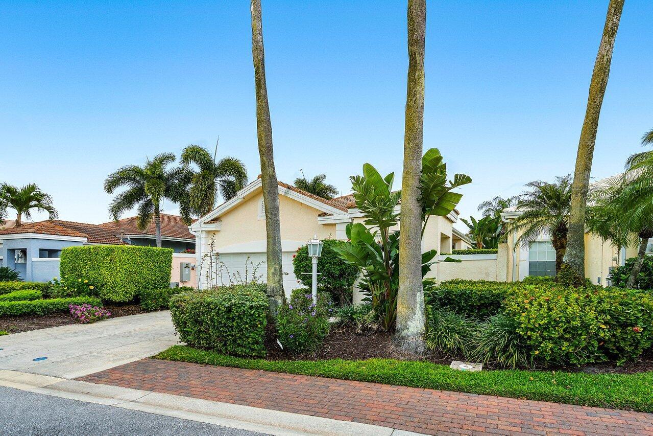 208 Coral Cay Terrace