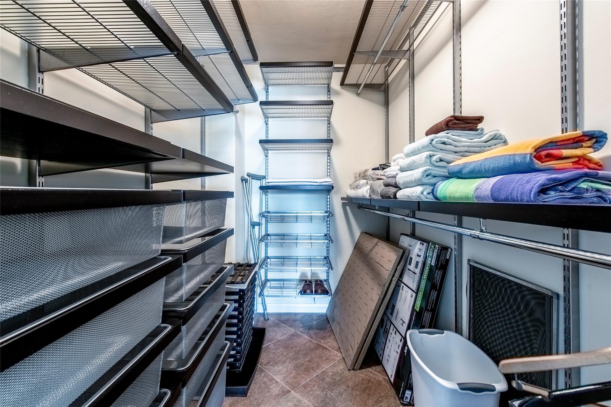 Coral Lake Tower - Residential