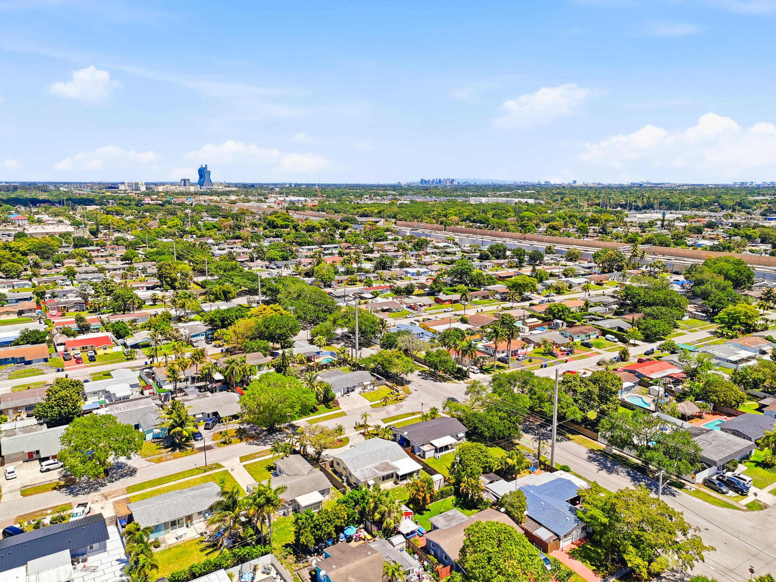 DRIFTWOOD PLAZA - Residential
