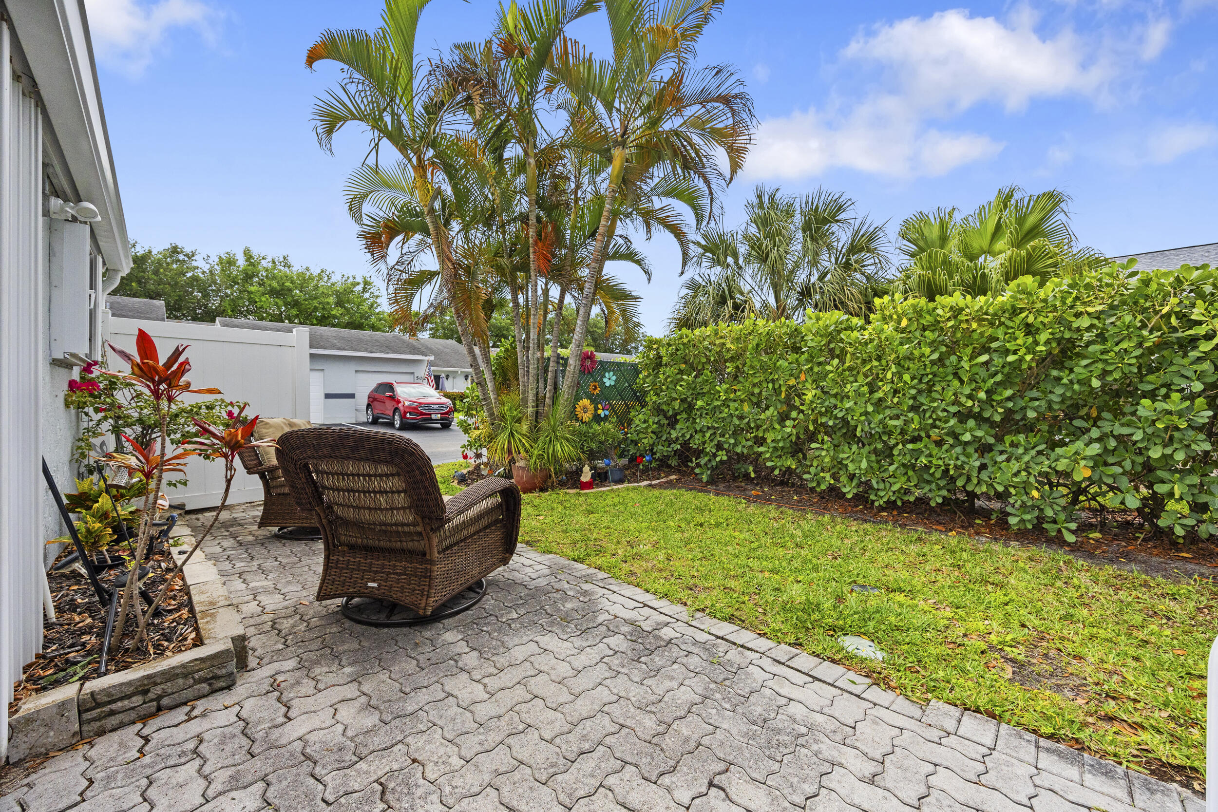 ARBOURS II OF THE PALM BEACHES - Residential