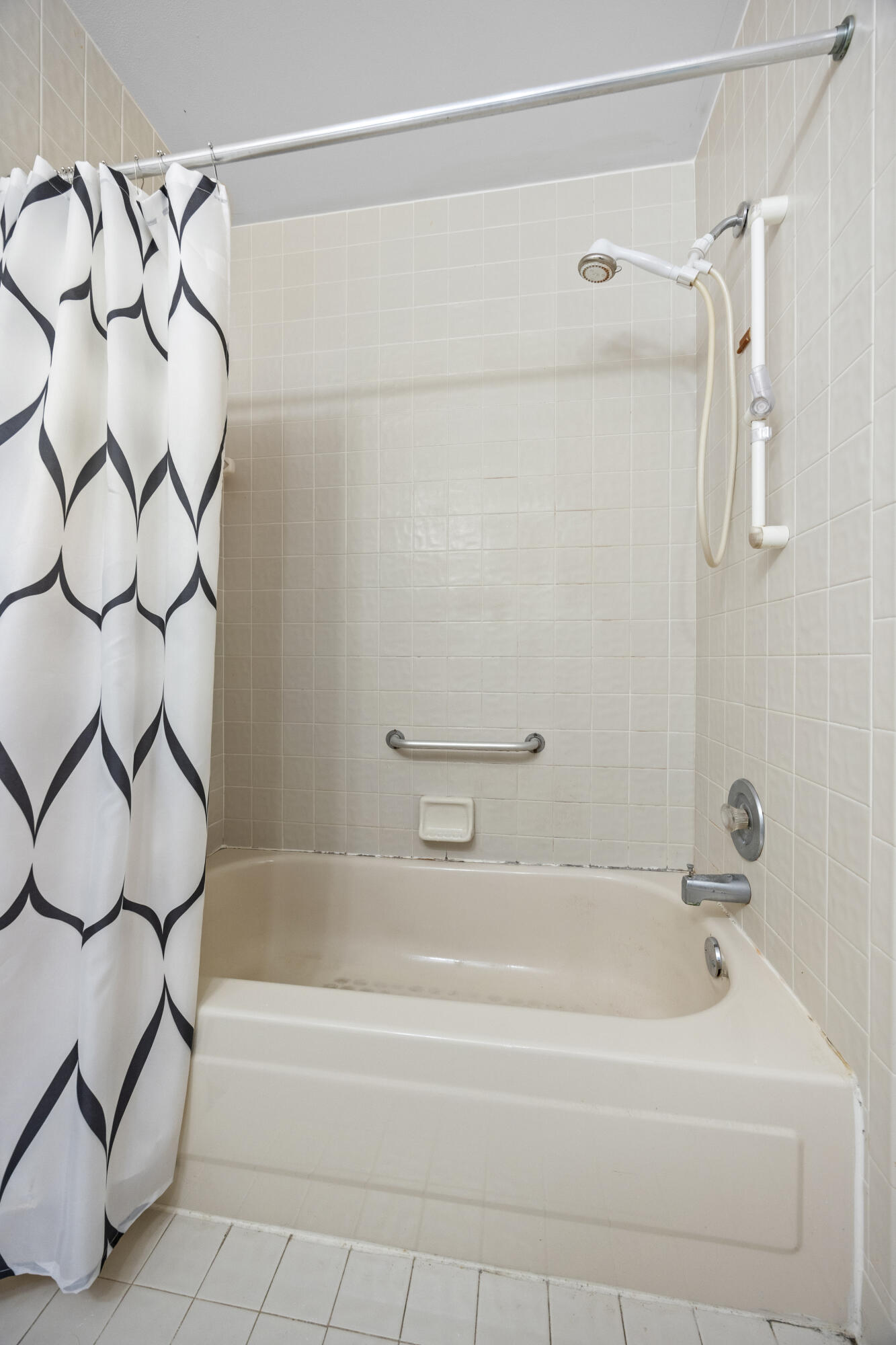 ARBOURS II OF THE PALM BEACHES - Residential