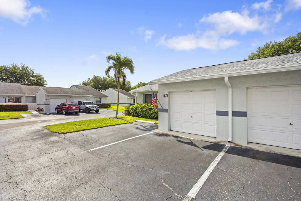 Photo of 2640 Gately Drive W #1601, West Palm Beach, FL 33415 (MLS # B26016459)