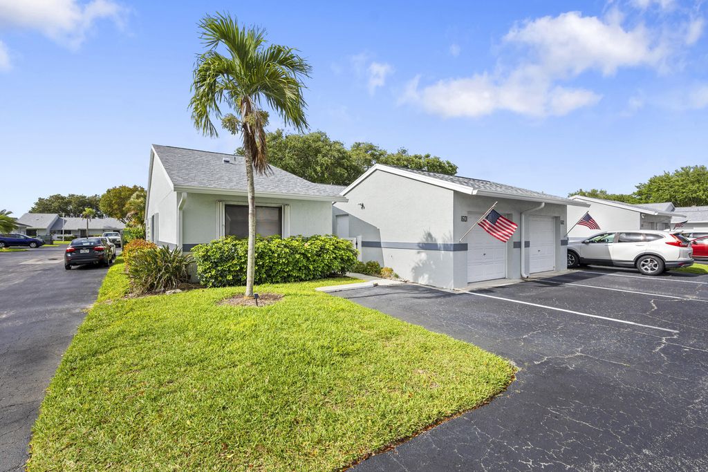 Photo of 2640 Gately Drive W #1601, West Palm Beach, FL 33415 (MLS # B26016459)