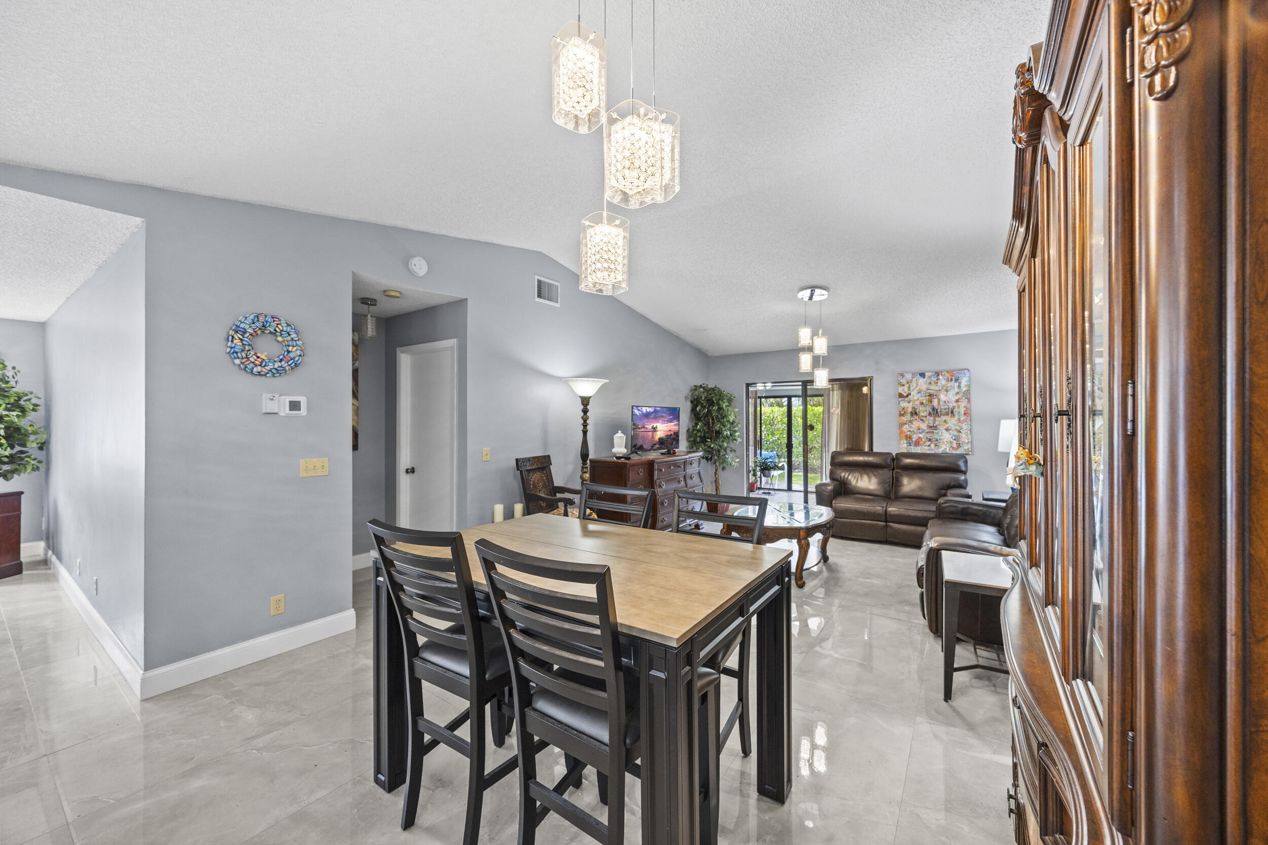 ARBOURS II OF THE PALM BEACHES - Residential