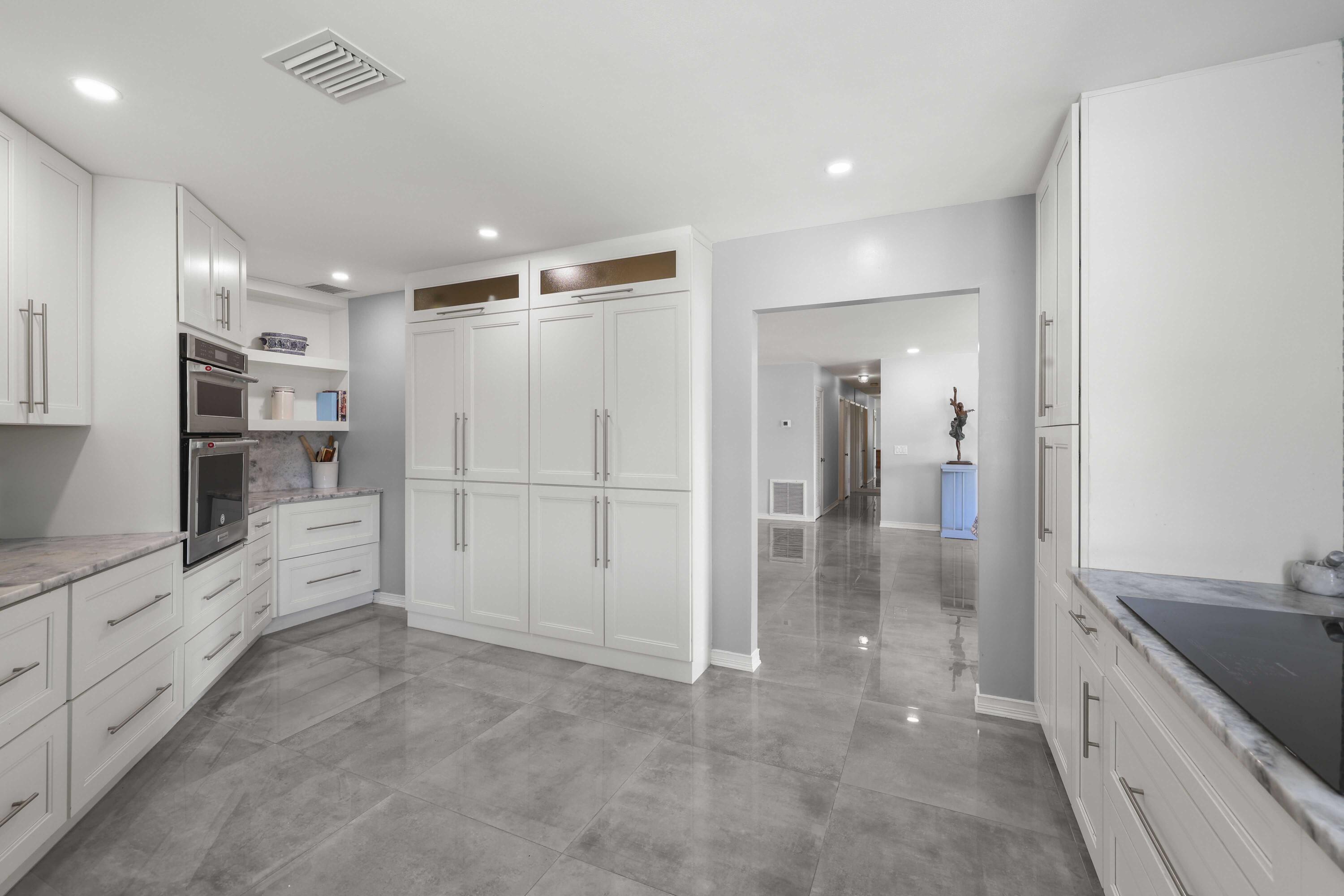 ISLAND ESTATES - Residential