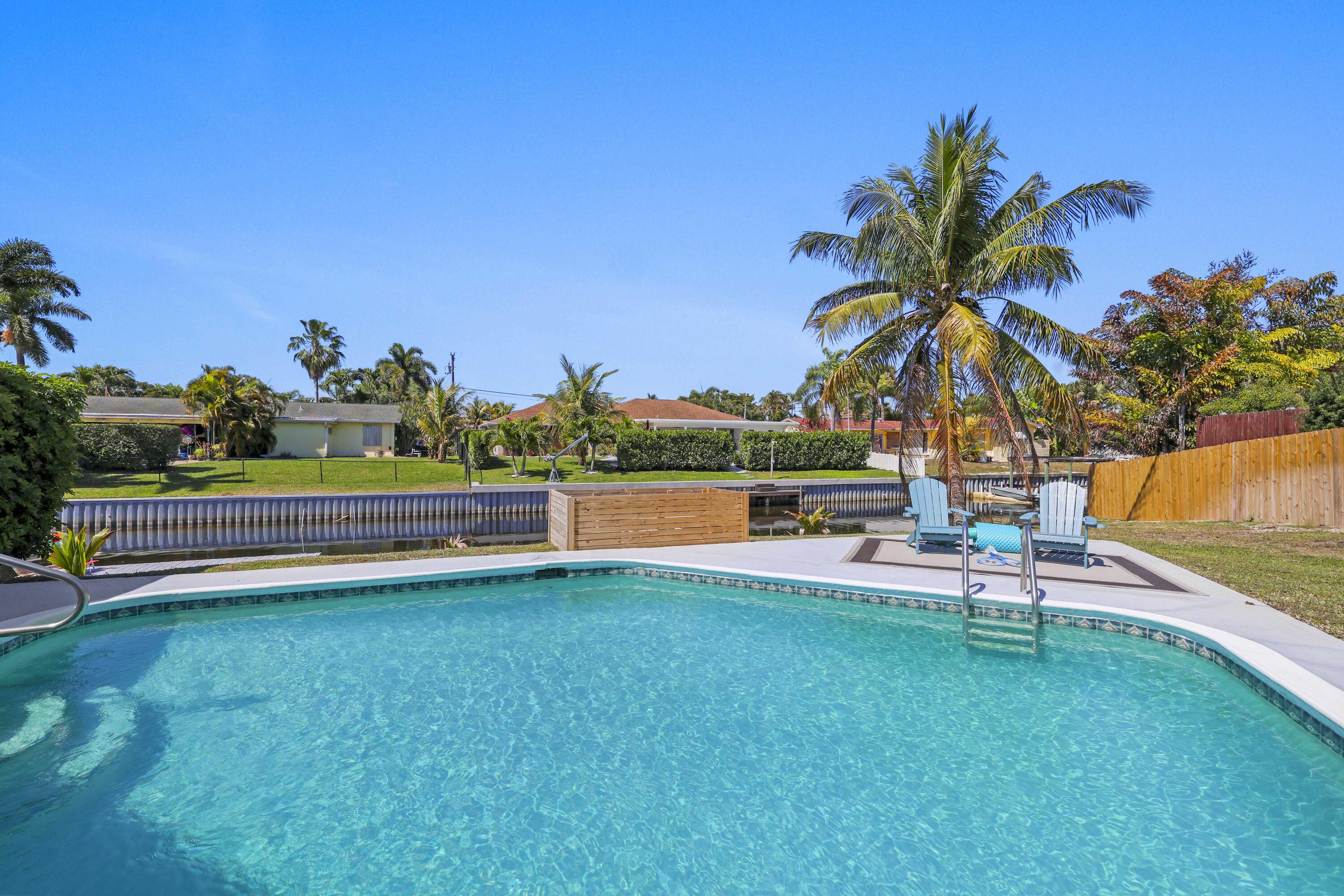 ISLAND ESTATES - Residential