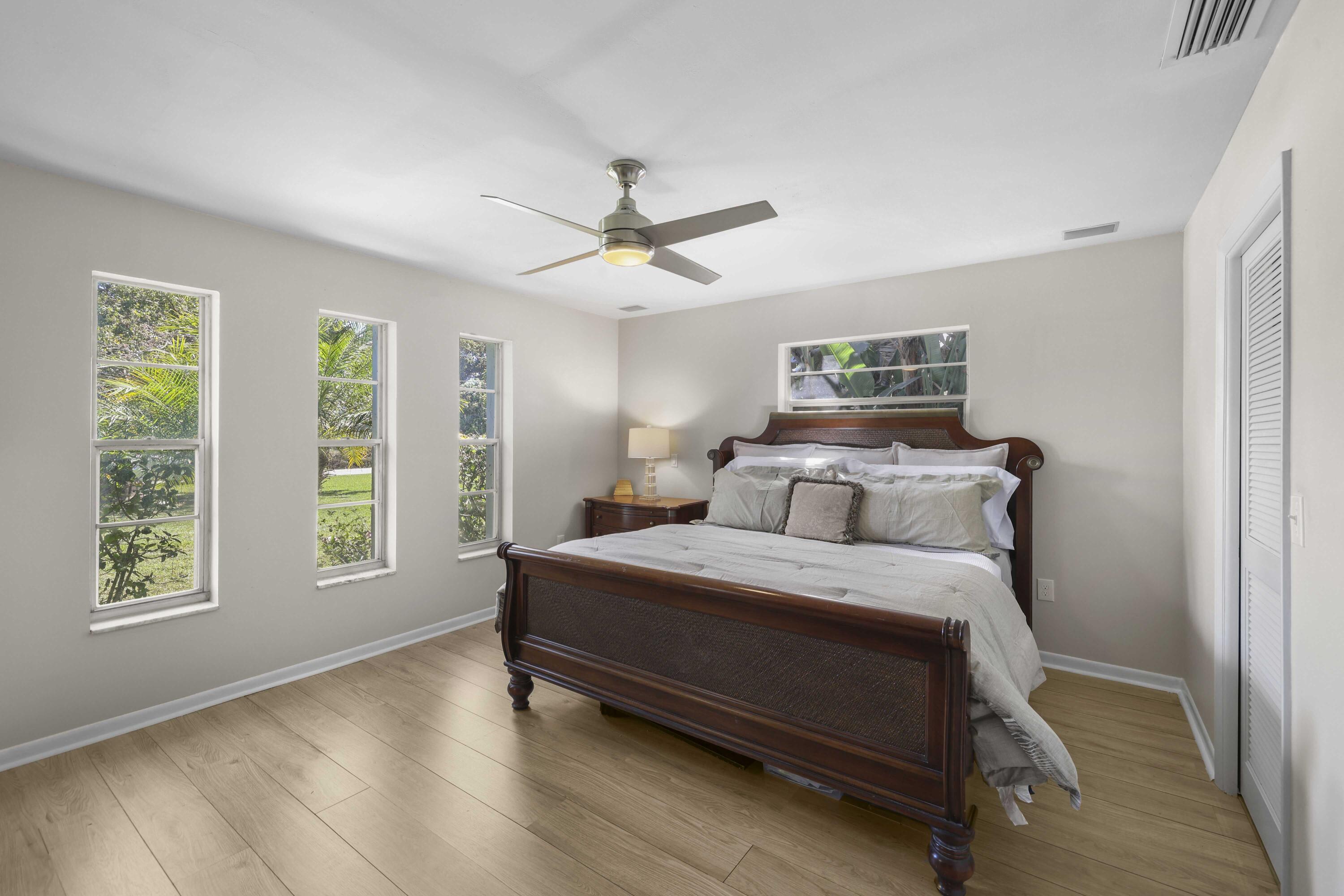 ISLAND ESTATES - Residential