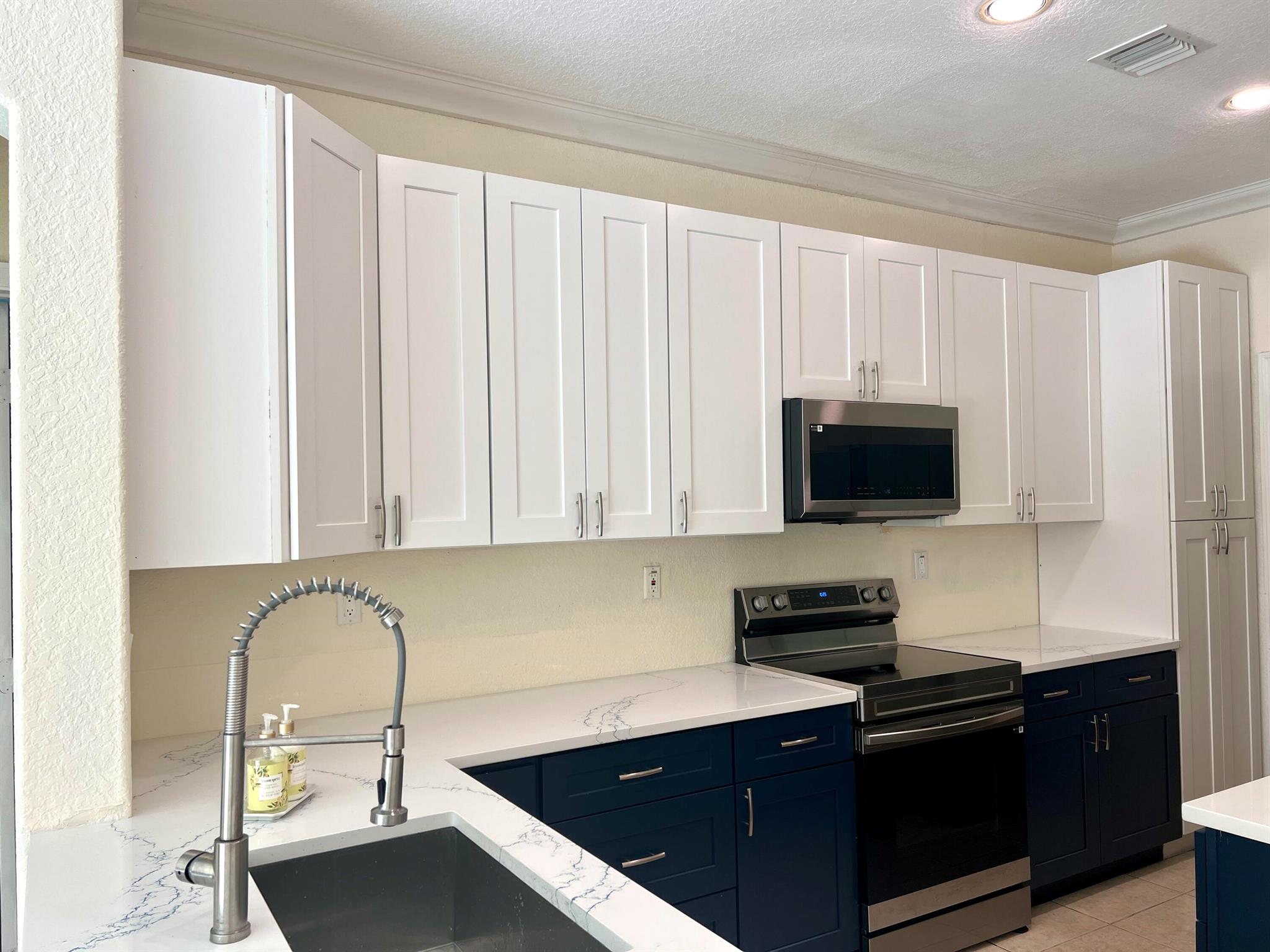 HYPOLUXO HAVERHILL PUD PL - Residential