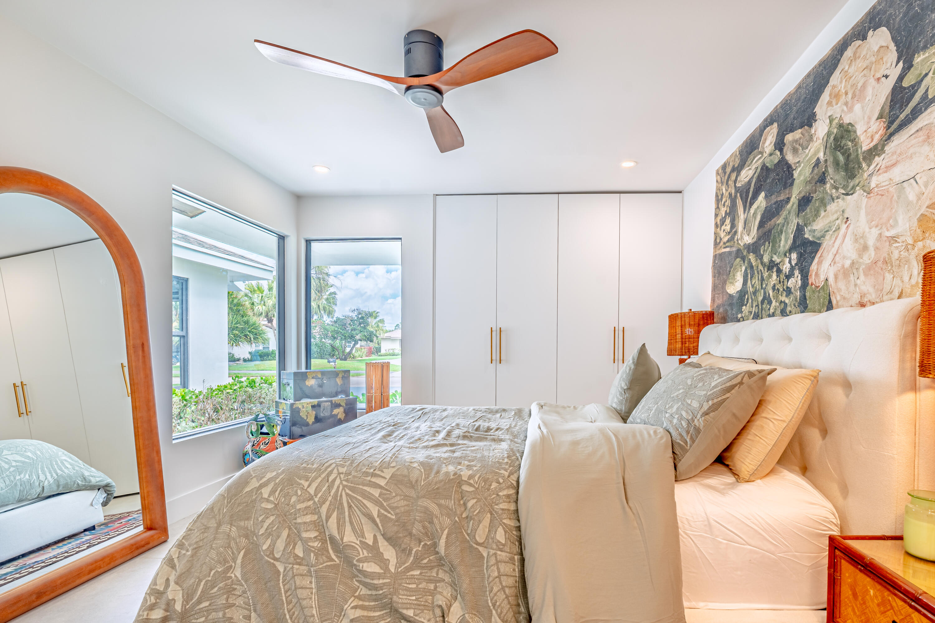 EASTPOINTE COUNTRY CLUB 7C - Residential