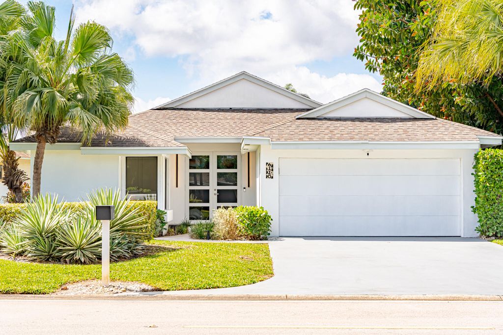 Photo of 6120 Brandon Street, West Palm Beach, FL 33418 (MLS # B26000948)