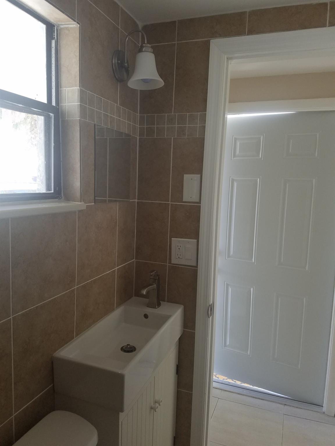 Lake Ridge 24-47 B - Residential Lease