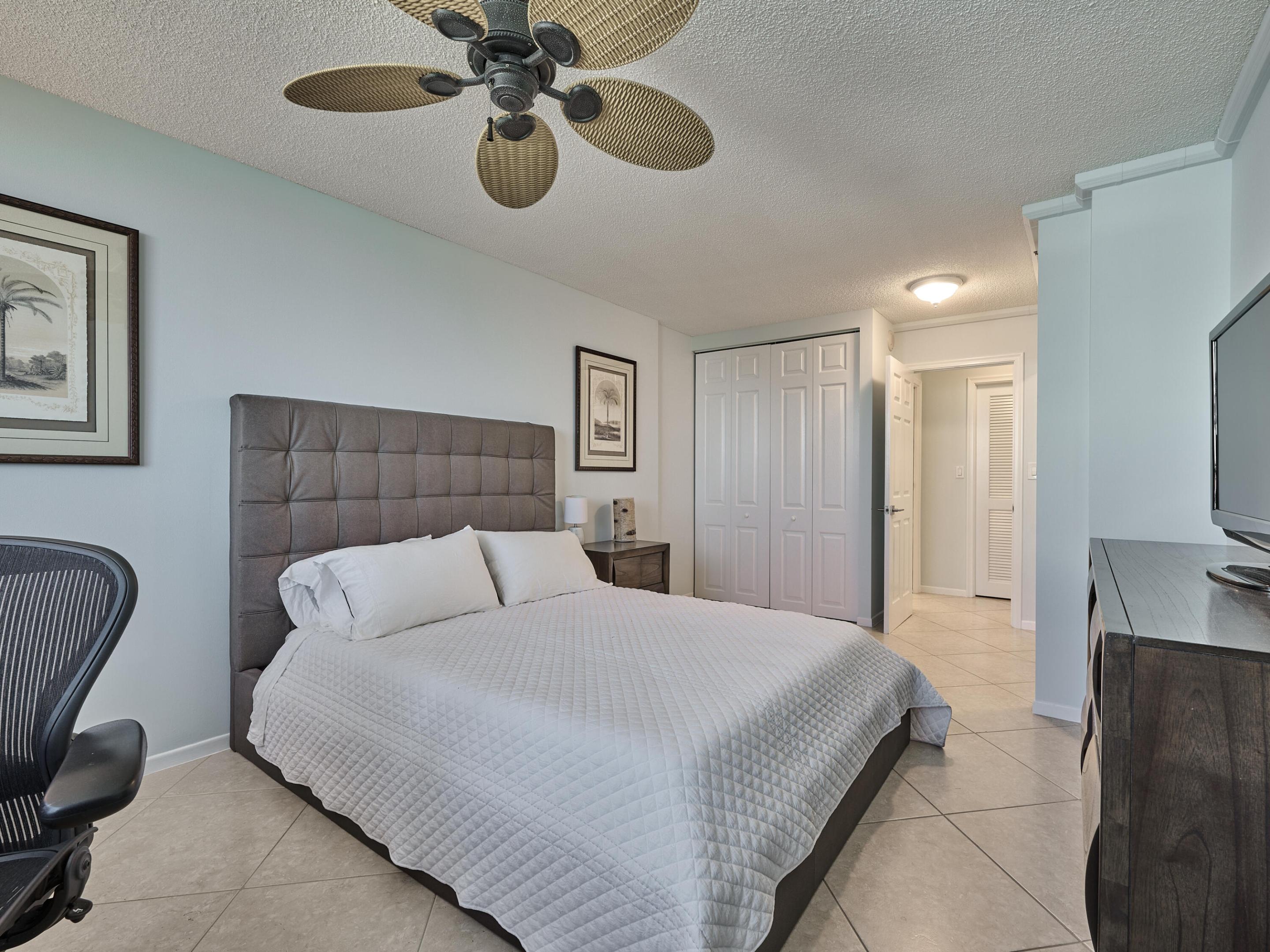 AMBASSADORS V NORTH CONDO - Residential