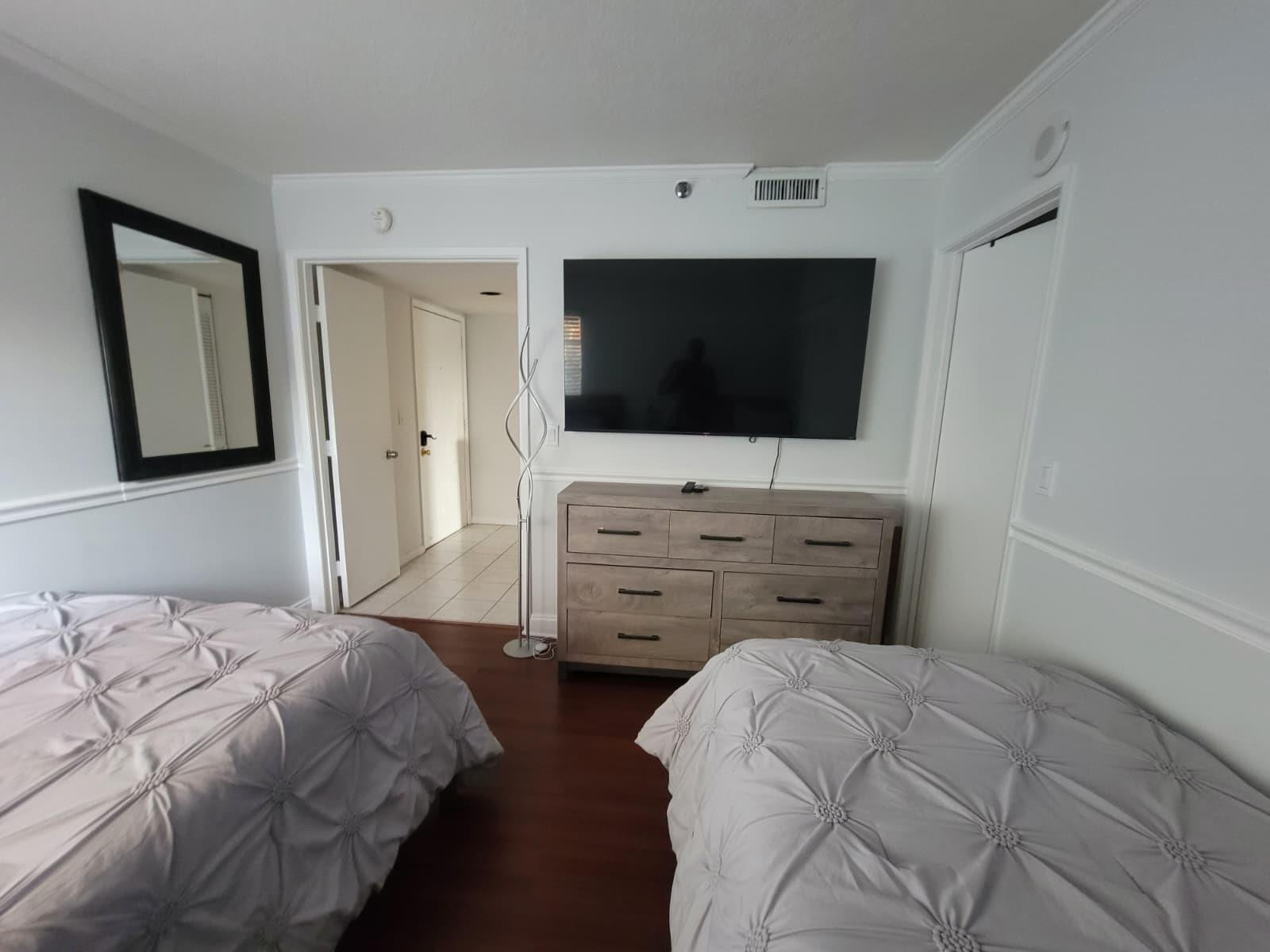 CYPRESS BEND CONDOMINIUM II - Residential Lease