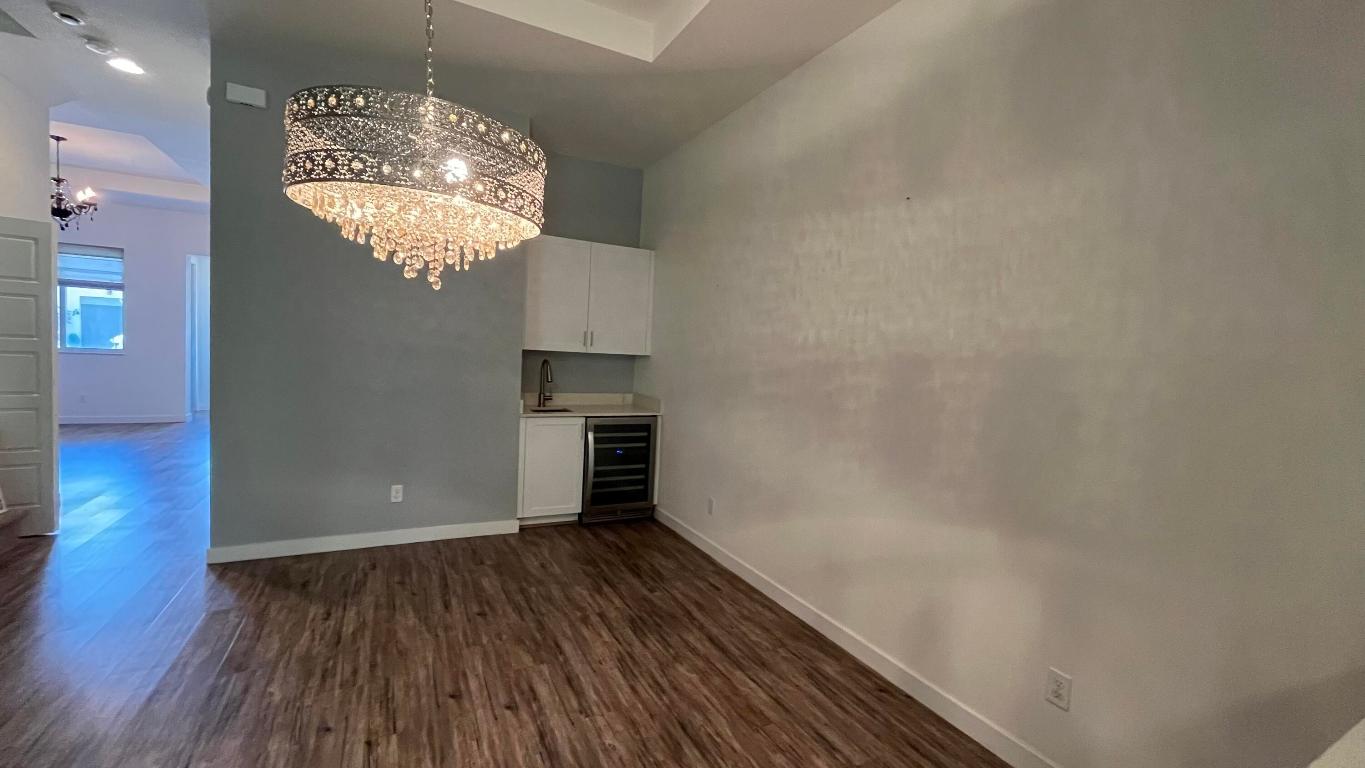 PIONEER ESTATES - Residential Lease