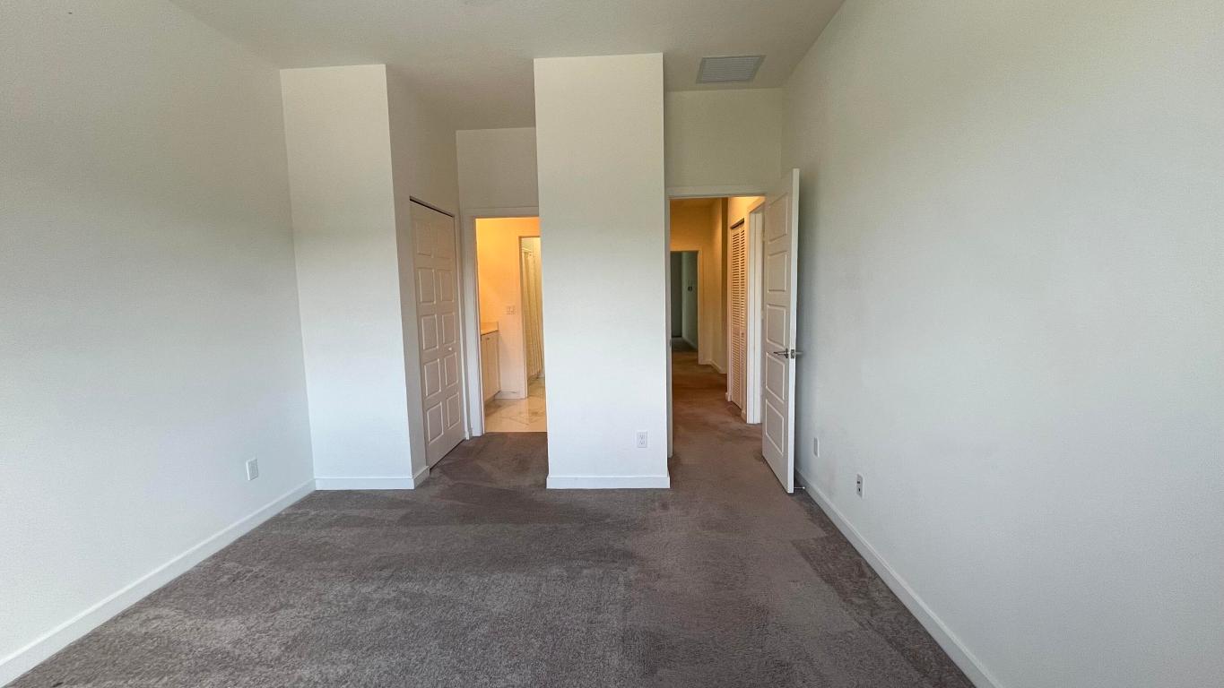 PIONEER ESTATES - Residential Lease