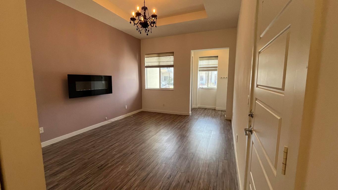 PIONEER ESTATES - Residential Lease