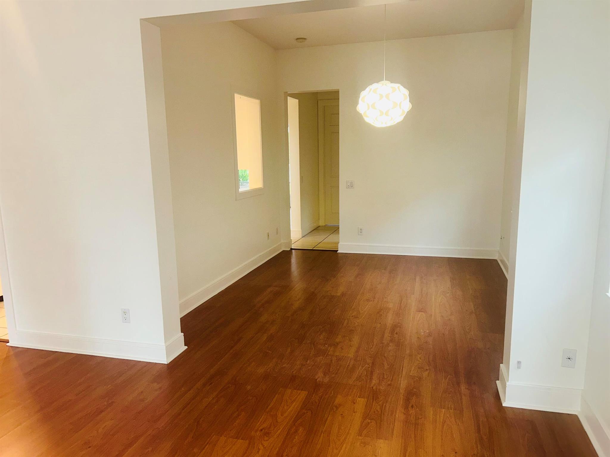 VILLAGEWALK OF WELLINGTON - Residential